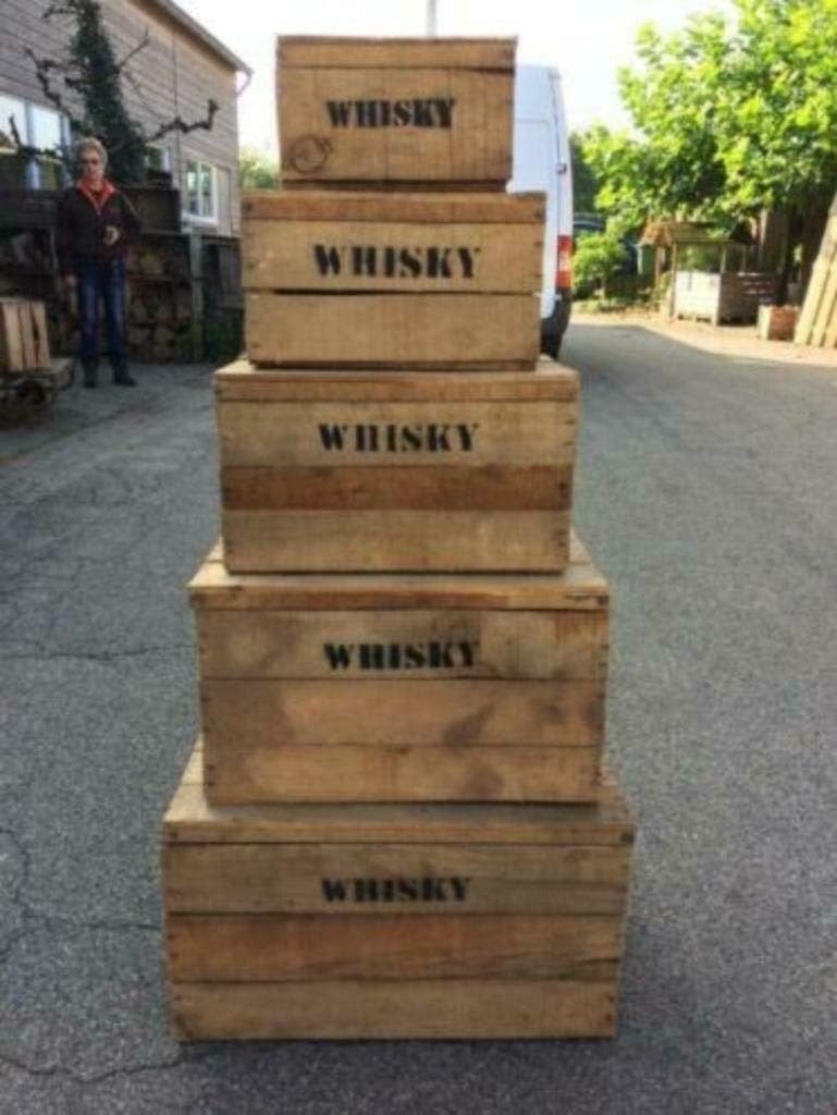 Zeer mooie houten kisten , Whisky kisten , veilingkisten, Ophalen, Zo goed als nieuw