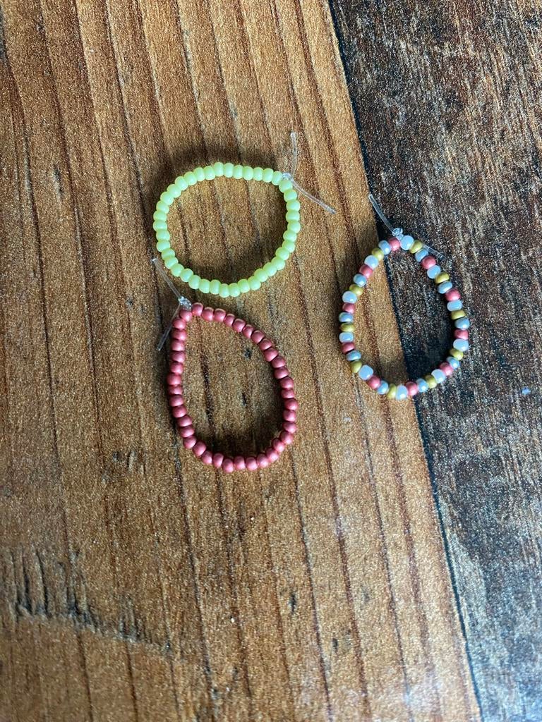 Set van 3 kralen ringen - Handgemaakt, Sieraden, Tassen en Uiterlijk, Ringen, Overige materialen, Overige kleuren, Nieuw, Ophalen of Verzenden