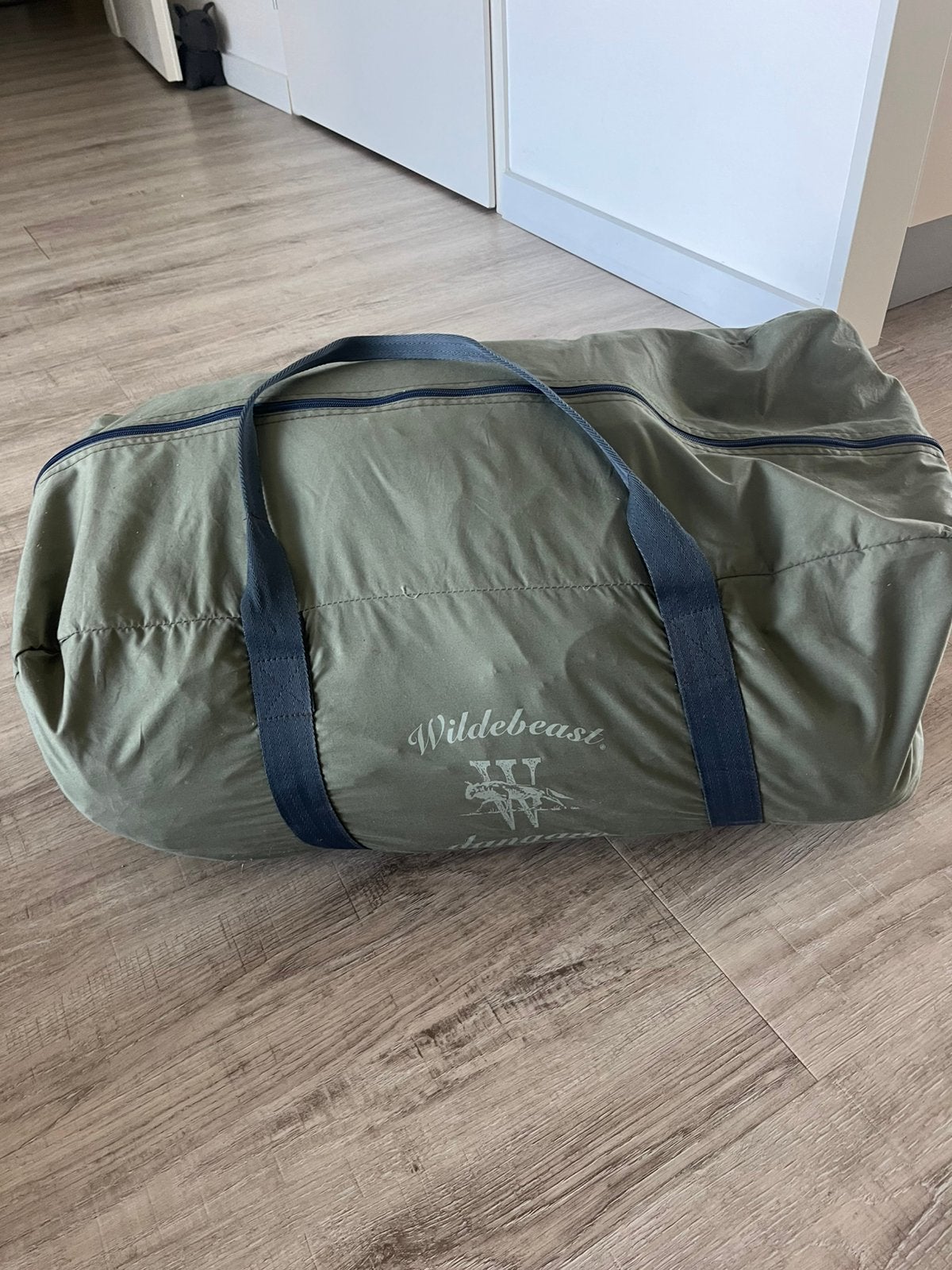 Wildebeast dangare tent, Ophalen of Verzenden, Zo goed als nieuw, Overige typen