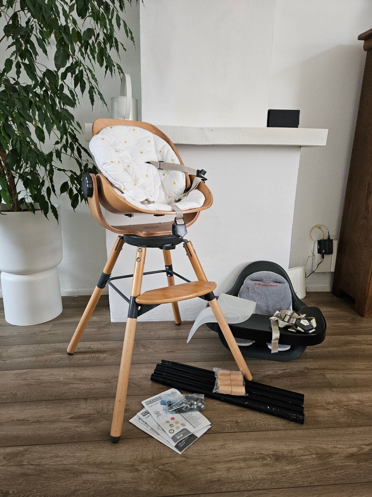 Childhome evolu kinderstoel met uitbreiding, Kinderen en Baby's, Kinderstoelen, Ophalen, Gebruikt, Meegroeistoel, Gordel(s)