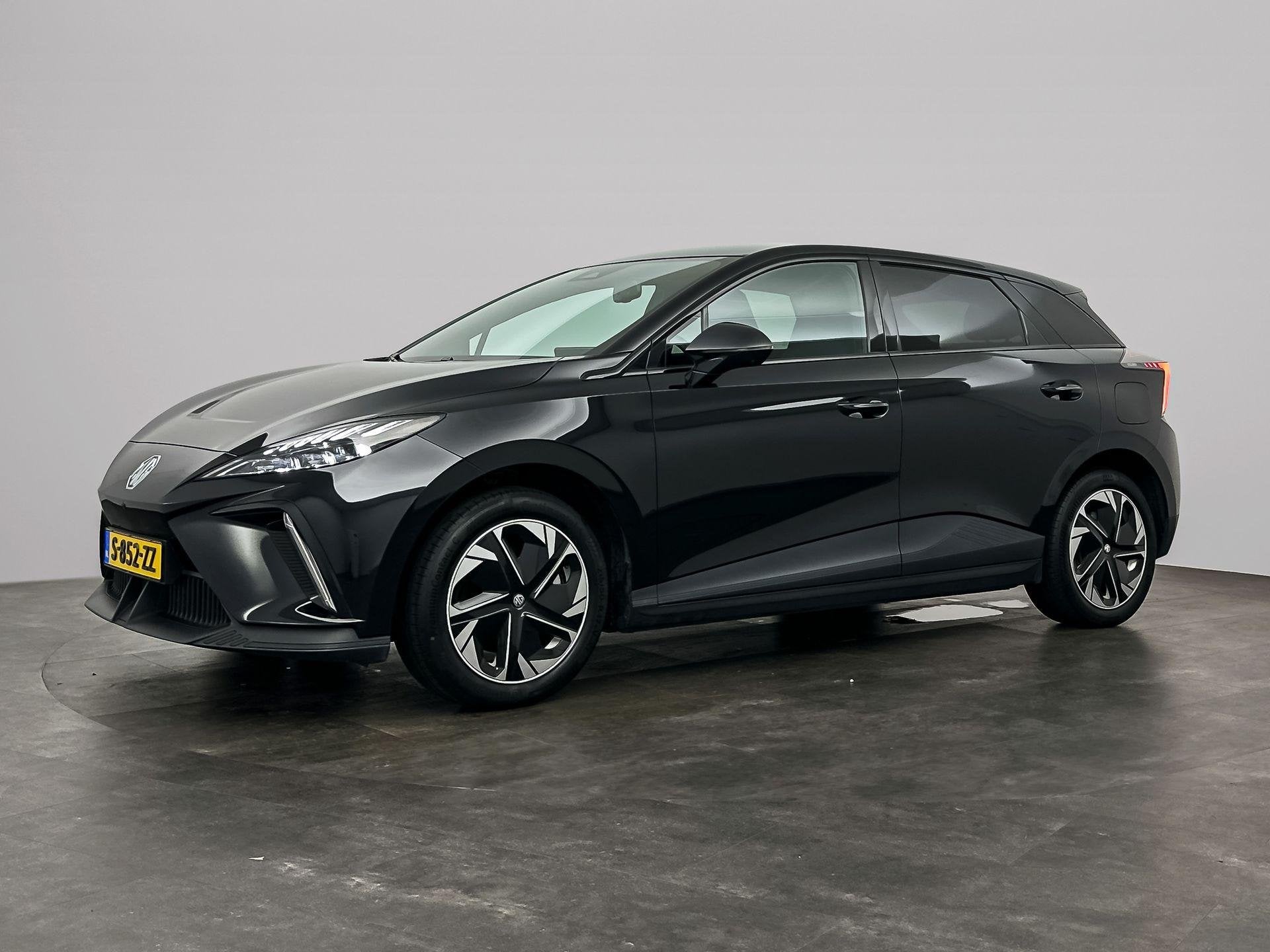 MG MG4 Electric Luxury 64 kWh | Navi | Led Koplampen | 360 C, Auto's, 12 maanden, Gebruikt, Origineel Nederlands, 500 kg