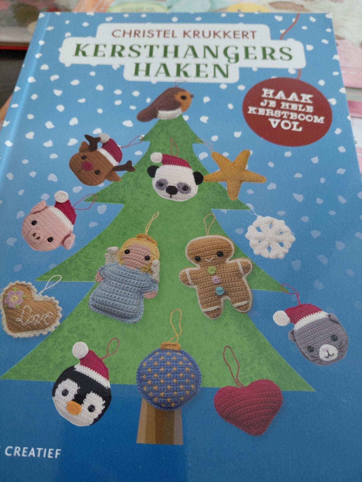 Kersthangers Haken - Christel Krukkert (Boek), Meerkleurig, Ophalen of Verzenden, Zo goed als nieuw, Papier of Karton