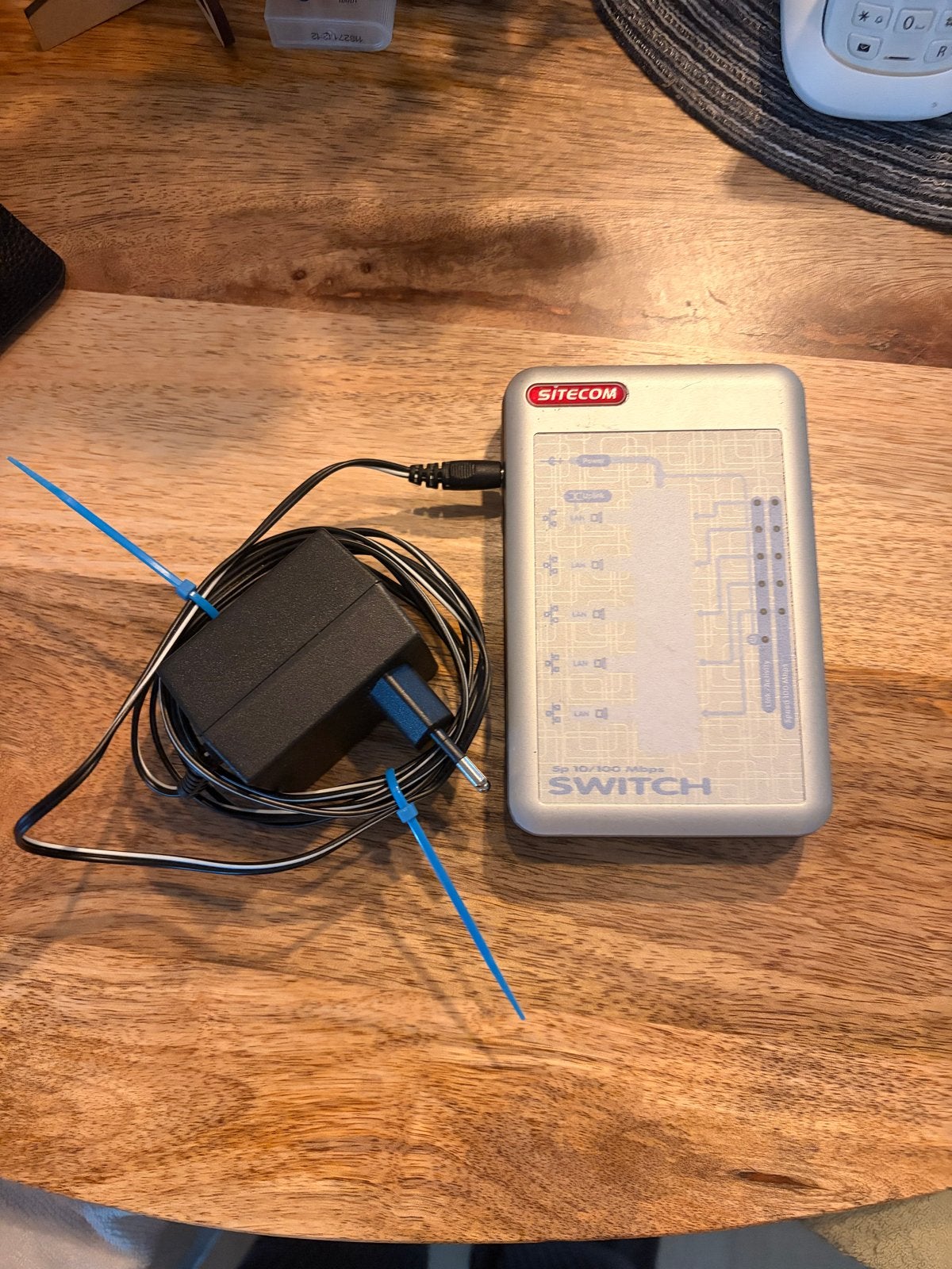 Sitecom Network Switch 5 poort met adapter, Computers en Software, Ophalen of Verzenden, Gebruikt