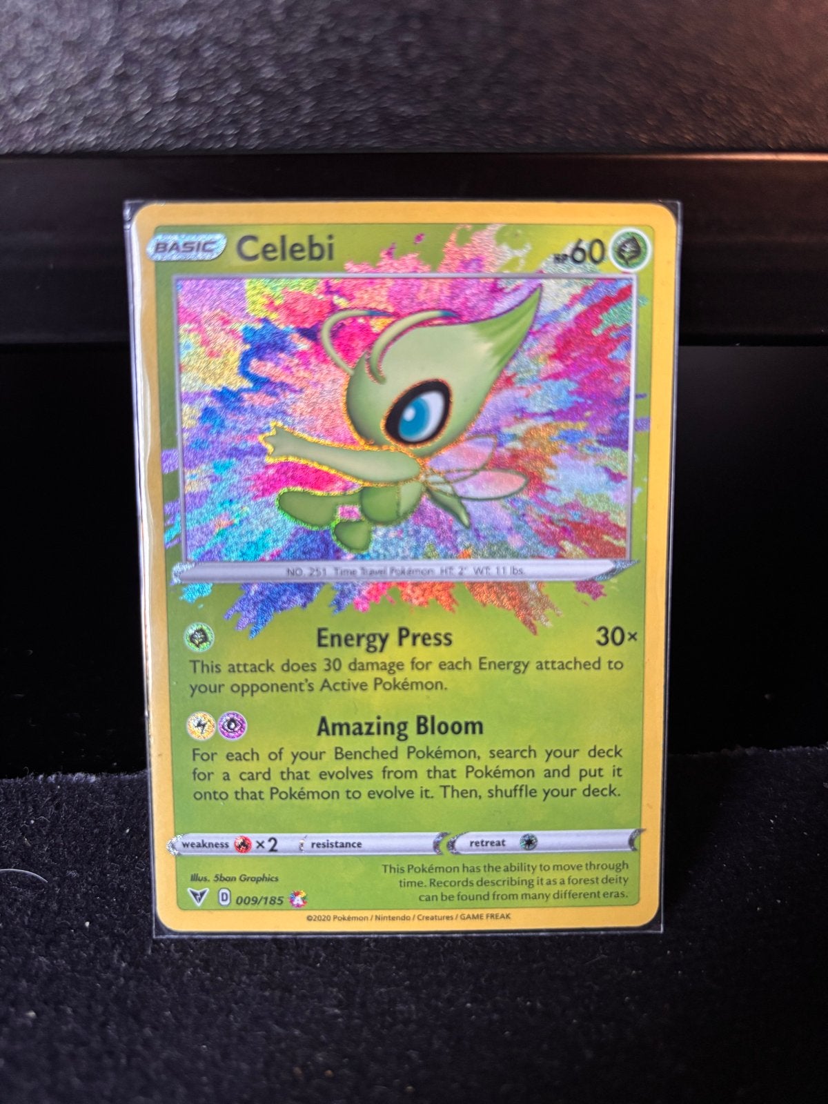 Pokémon Kaart Celebi 009/185 Foil - Zo goed als nieuw, Ophalen of Verzenden, Zo goed als nieuw, Losse kaart, Foil