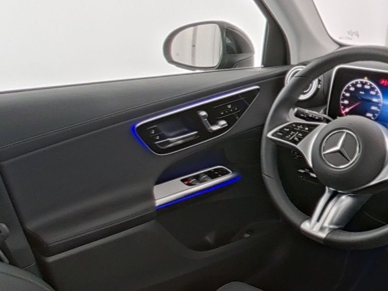 Mercedes-Benz GLC 300 e 4MATIC Plug-In Hybride Trekhaak | Tr, Auto's, Automaat, 12 maanden, Zwart, Leder en Stof