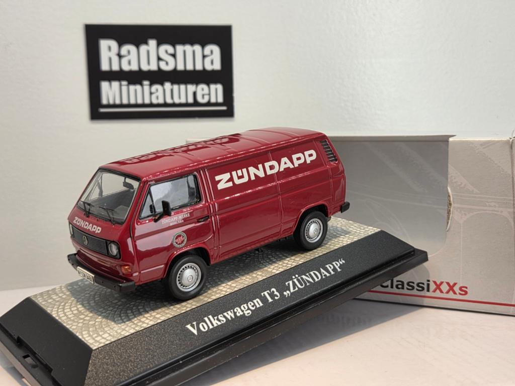 Volkswagen T3 Transporter " Zundapp service " 1:43 Premium, Hobby en Vrije tijd, Modelauto's | 1:43, Overige merken, Premium ClassiXXs