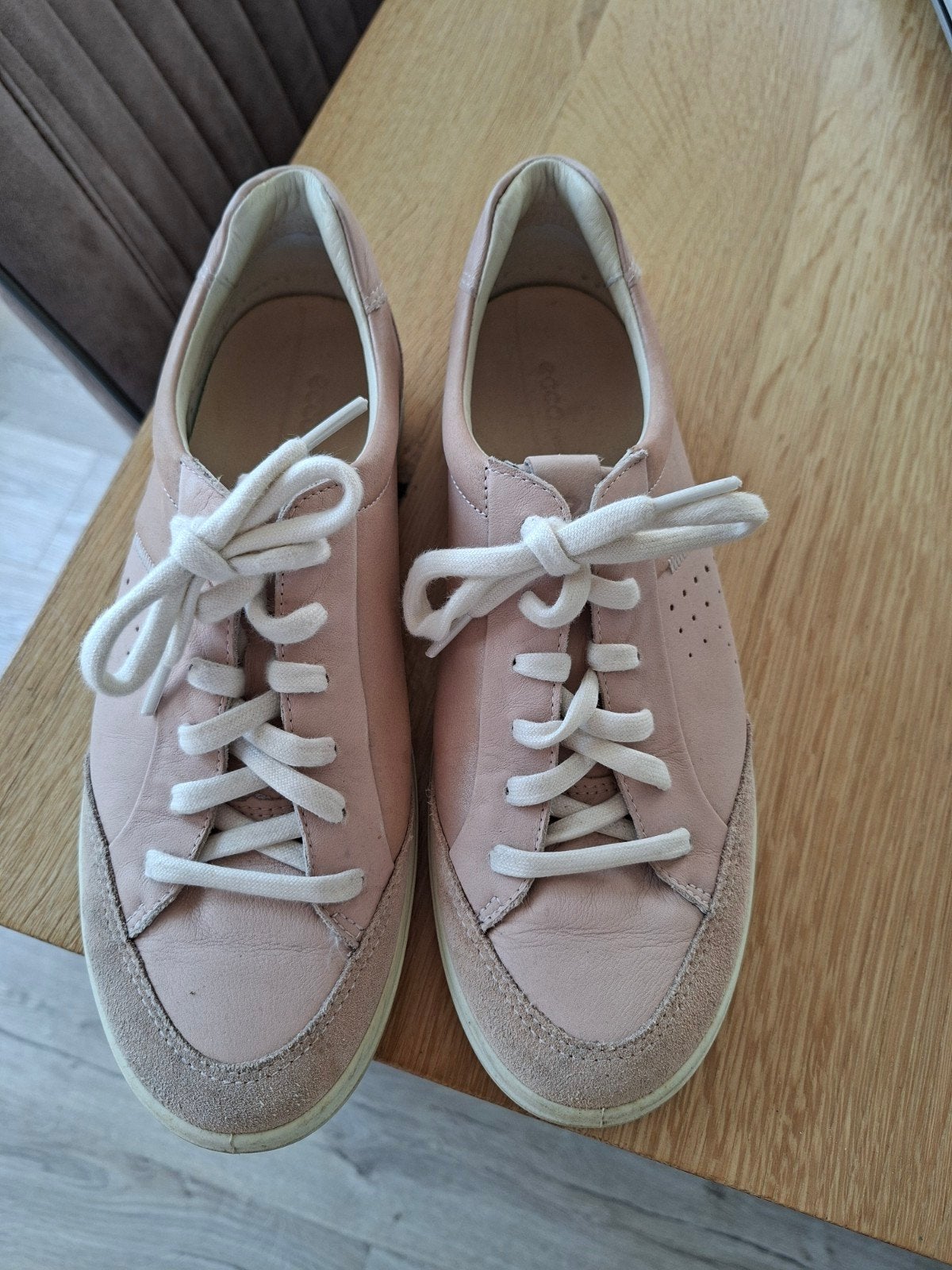 ECCO Roze Schoenen - Maat 41, ECCO, Ophalen of Verzenden, Sneakers of Gympen, Roze