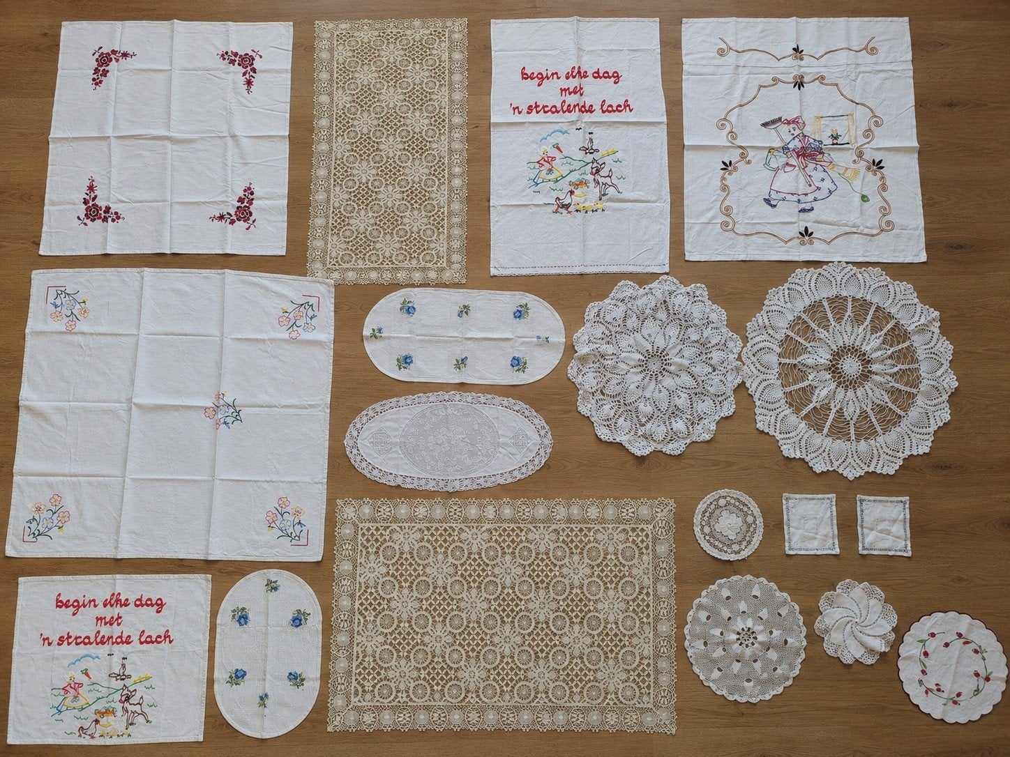 €2/st of bieden partij! 17 Vintage Sierkleedjes & Doeken- Ha, Antiek en Kunst, Ophalen of Verzenden