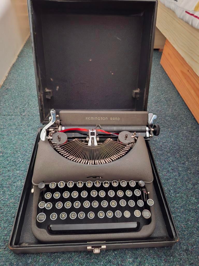 Typemachine, Ophalen