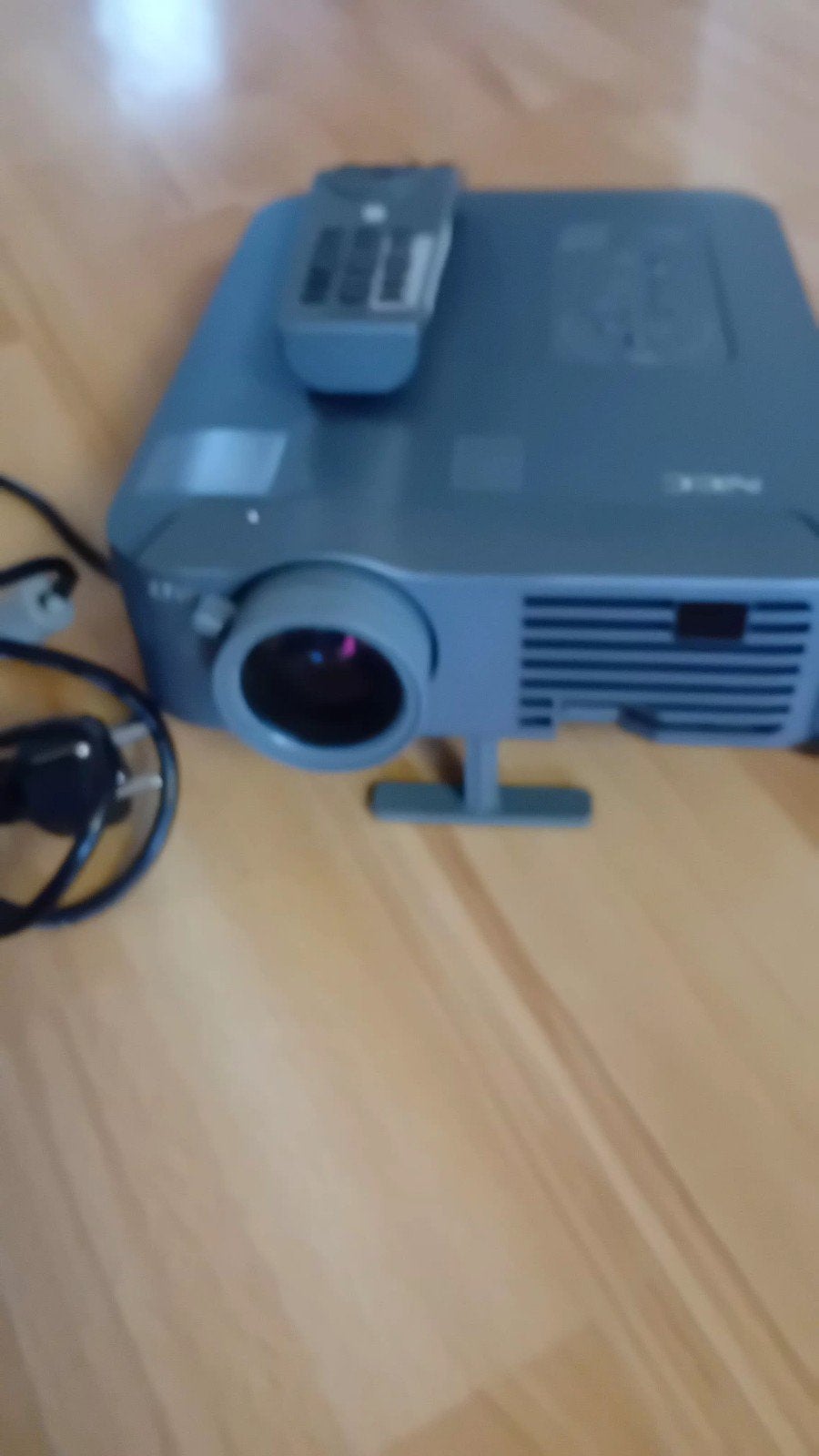 NEC LT157 Projector met afstandsbediening en tas, Audio, Tv en Foto, Ophalen, NEC, Zo goed als nieuw, DLP