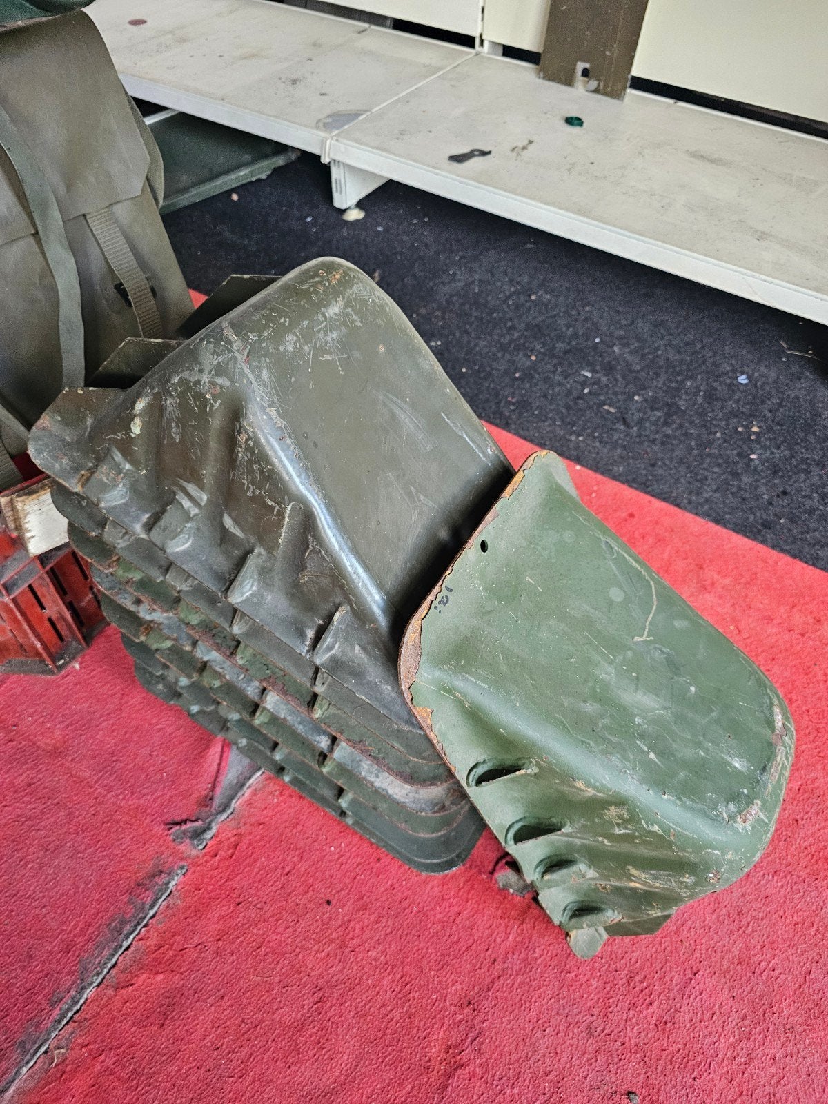 8 x Wielkeg wiel keg legervoertuigen legergroen, Verzamelen, Militaria | Algemeen, Landmacht, Overige typen, Overige gebieden