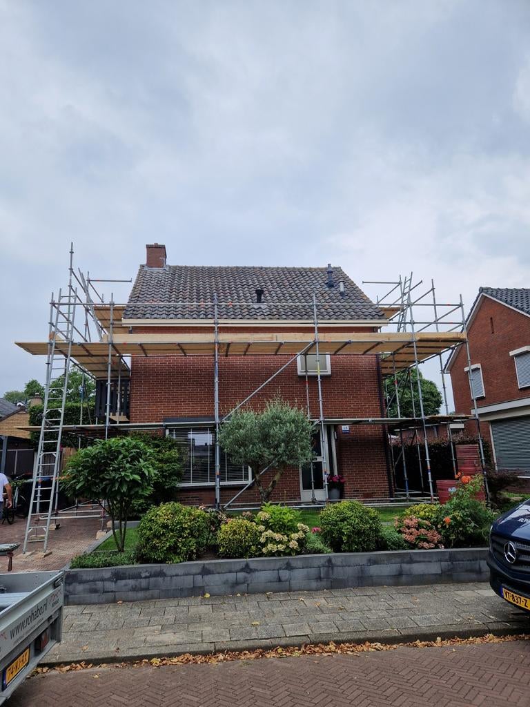Bouwmaterieel en gevelsteiger te huur, Ophalen