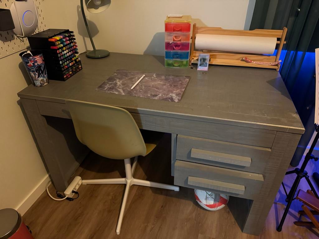 Bureau voor tiener, Ophalen of Verzenden, Gebruikt