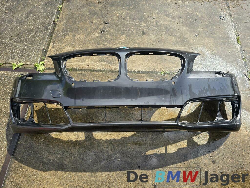 Voorbumper Jatoba B65 BMW 5-serie F10 F11 LCi 51117332677, Gebruikt, Voor, Ophalen of Verzenden