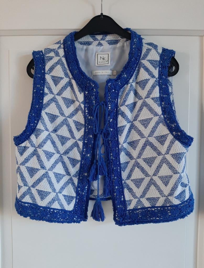 Nukus blauw/wit folklore gilet maat L, Blauw, Maat 42/44 (L), Ophalen of Verzenden, Zo goed als nieuw