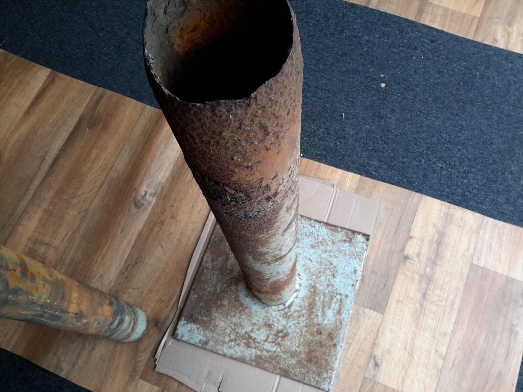 Funderingsvoet voor lichtmast, Ophalen, Gebruikt, Staal, Minder dan 50 watt