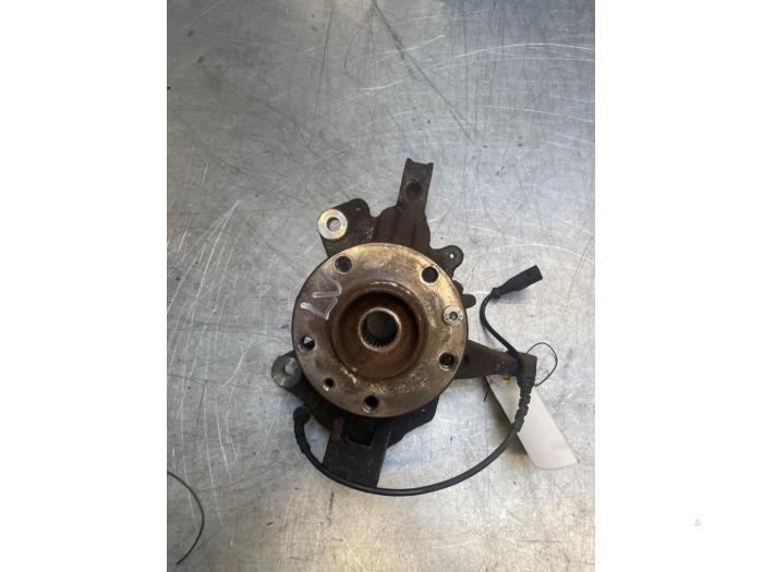 Fusee links-voor van een Renault Megane, Gebruikt, -, Renault, -