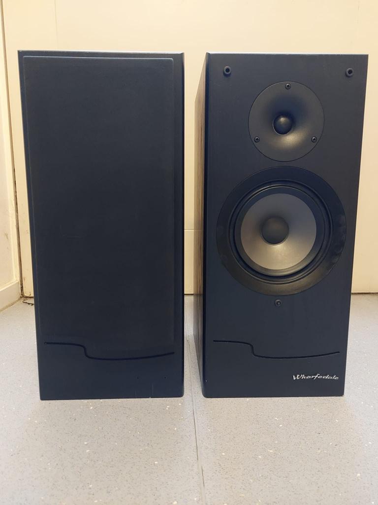 Set Wharfedale Emerald EM 93 2-weg speakers, Gebruikt, 60 tot 120 watt, Front, Rear of Stereo speakers, Ophalen