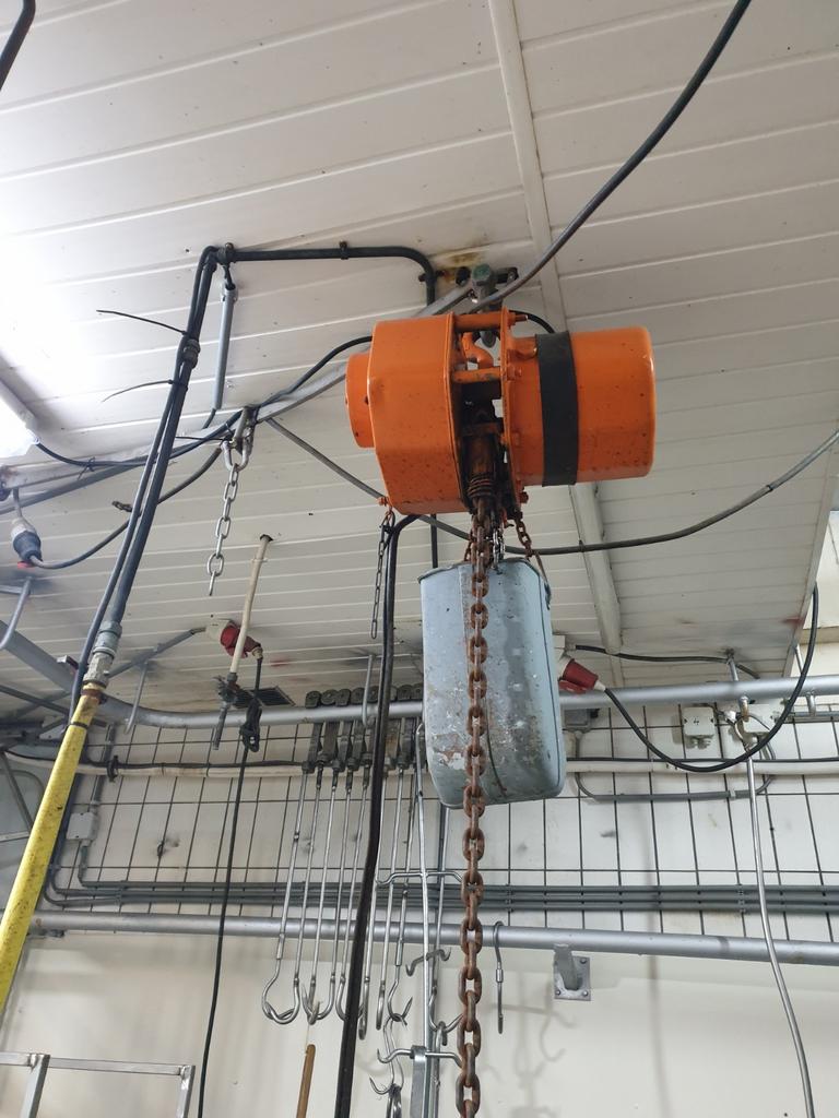 Kettingtakels 1000kg & 500kg, 380V - Set van 7, Doe-het-zelf en Verbouw, Lieren en Takels, Ophalen of Verzenden, Gebruikt