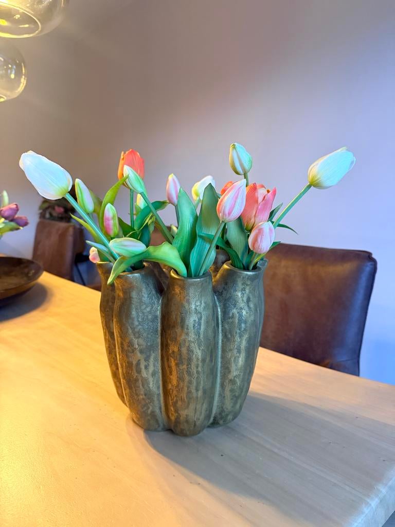 Tulpenvaas goud, Huis en Inrichting, Woonaccessoires | Vazen, Ophalen of Verzenden, Overige kleuren, Overige materialen, Minder dan 50 cm