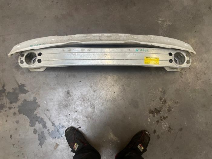 Bumperframe achter van een Lexus IS 300, Gebruikt, -, -, -