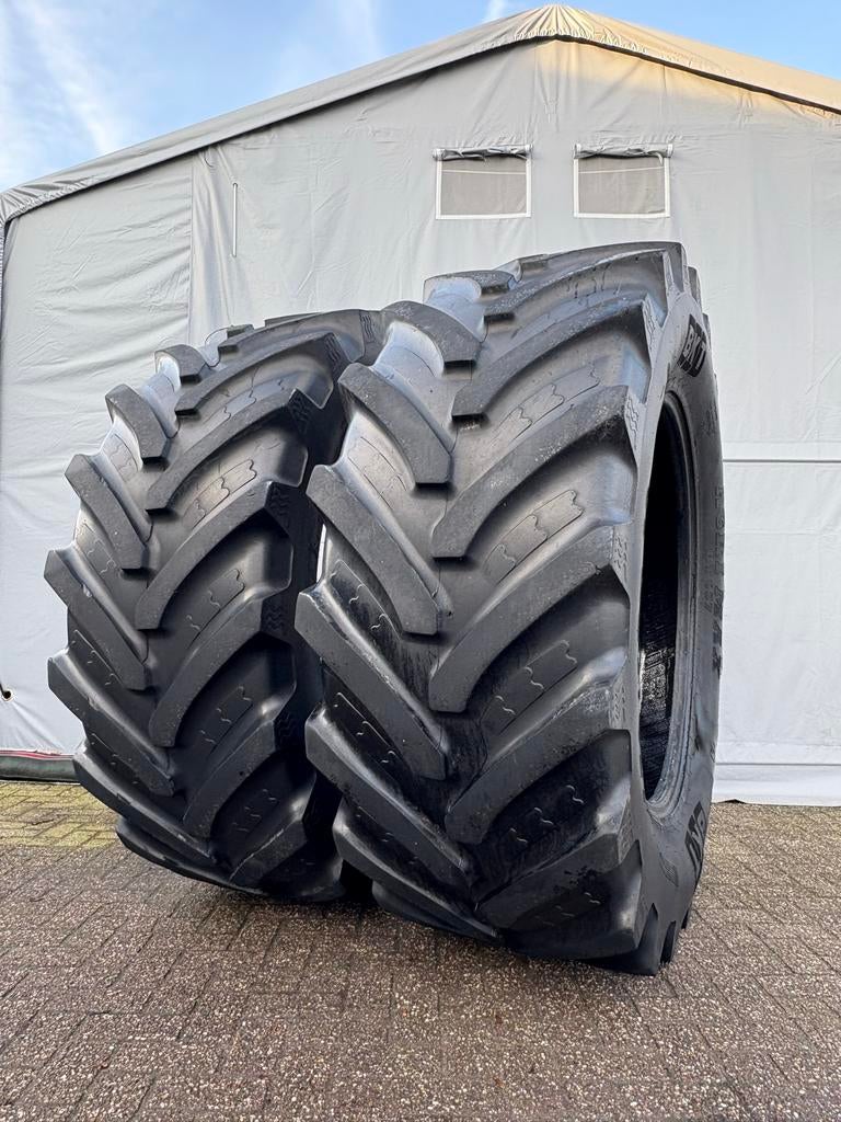 BKT RT657 650/65R42 banden met 3cm profiel, Zakelijke goederen, Agrarisch | Onderdelen | Banden, Velgen en Assen, Ophalen