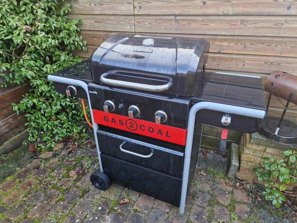 Barbecue Char Broil Gas2Coal 2.03B, Ophalen, Gebruikt, Char Broil, Met accessoires