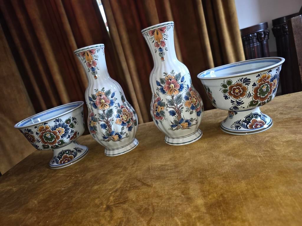 Delfts Blauw Vazen Polychroom Royal Goedewaagen., Ophalen of Verzenden
