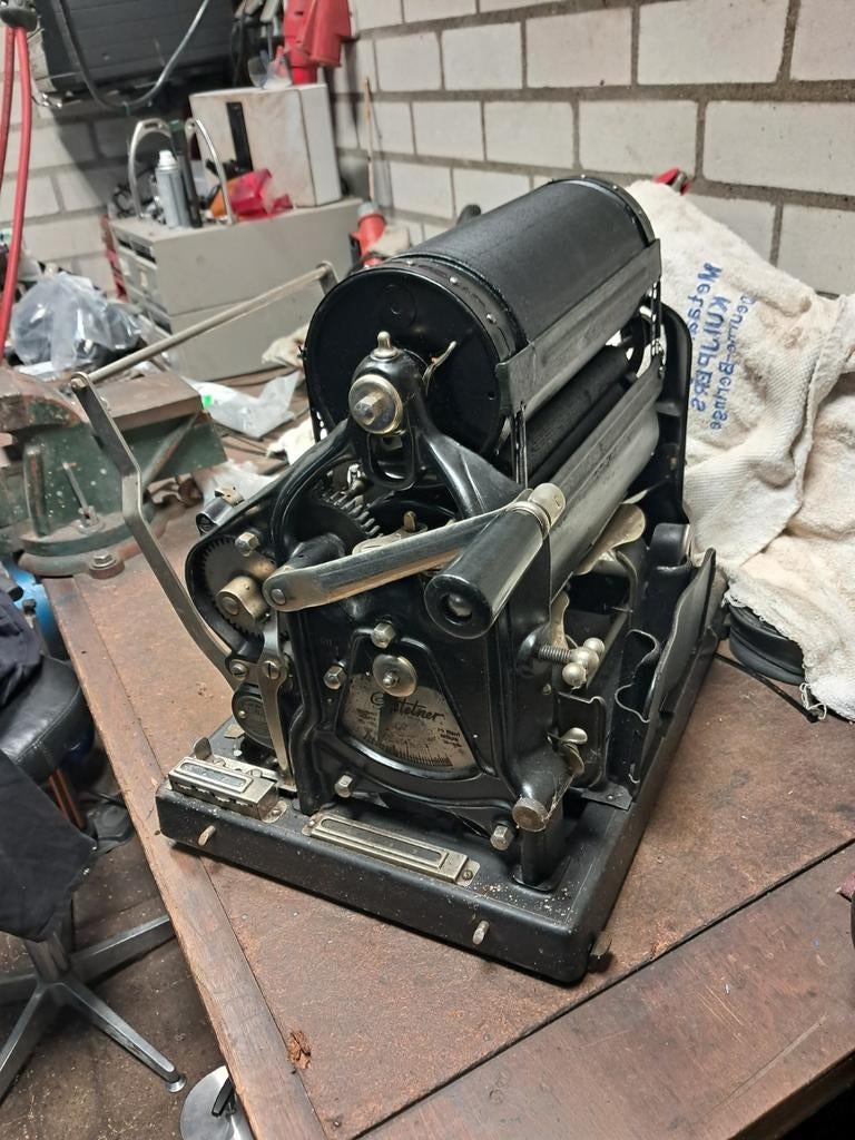 Gestetner Stencilmachine - Kopieermachine, Ophalen