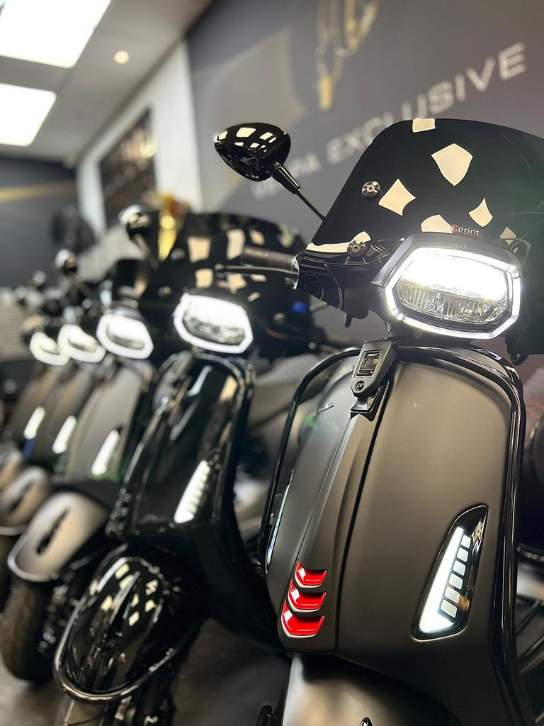 EXCLUSIVE CUSTOM VESPA SPRINT SCOOTERS (SNOR en BROM) 2026, Fietsen en Brommers, Nieuw, Ophalen of Verzenden, Vespa