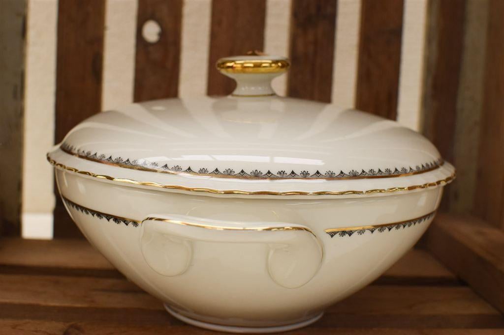 Winterling Bavaria porseleinen afdekschaal 48380, Gebruikt, Ophalen of Verzenden, Bord(en), Wedgwood