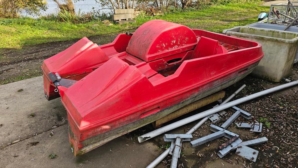 Waterfiets met Honda 2.5 pk inboard motor benzine, Watersport en Boten, Ophalen of Verzenden, Gebruikt