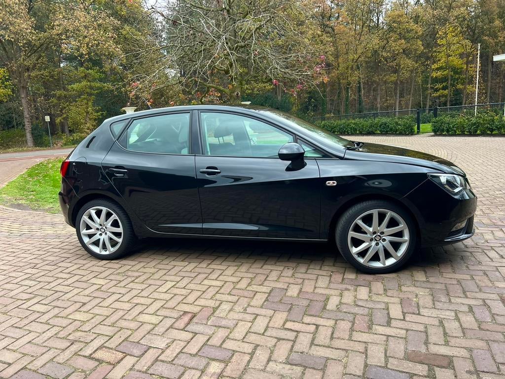 NIEUWE APK; Seat Ibiza 1.0 TSI 70KW 5DRS 2018 Zwart, Auto's, Seat, Voorwielaandrijving, Zwart, 995 kg, Origineel Nederlands