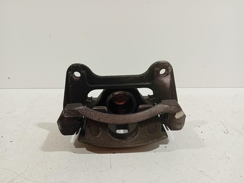 Remklauw rechts voor Kia Picanto, Onderdelen@venauto.nl, Van der Ven Autorecycling B.V., Ettenseweg 76, 4706 PB Roosendaal, The Netherlands