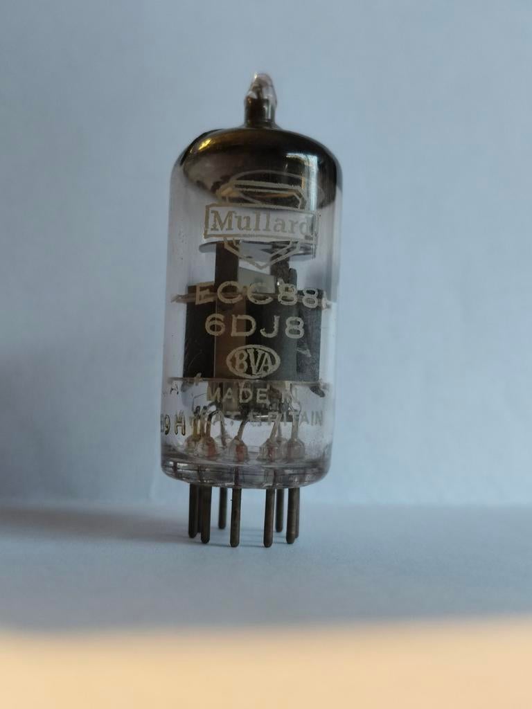 Mullard ECC88 (6DJ8) radiobuis - Getest 15.6mA, Ophalen of Verzenden