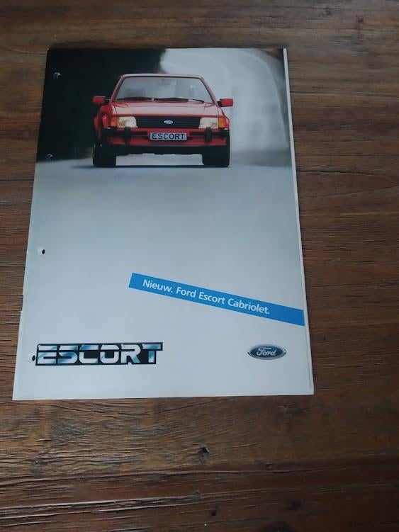 Ford Escort Nieuw Escort Cabriolet / XR3 i + Prijslijst 1984, Boeken, Verzenden, Zo goed als nieuw, Ford