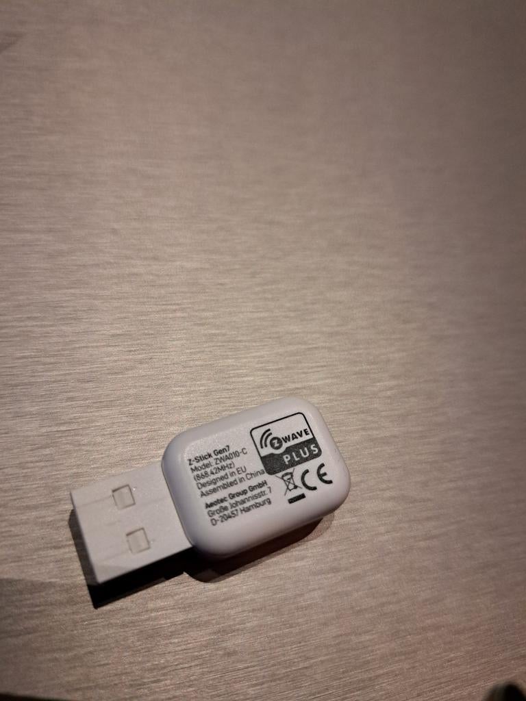 Aeotec Z-Stick 7 Zwave Plus USB Controller, Ophalen of Verzenden, Zo goed als nieuw, Aeotec