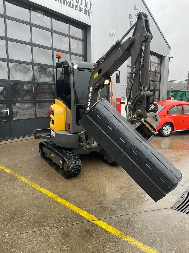 Volvo ECR25D  mini graver, Zakelijke goederen, Machines en Bouw | Kranen en Graafmachines, Ophalen, Graafmachine