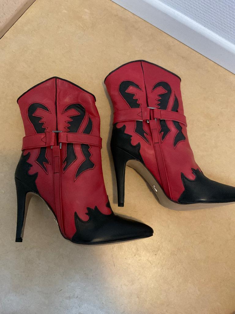 Nieuwe cowboylaarzen, Hoge laarzen, Supertrash, Zwart, Nieuw
