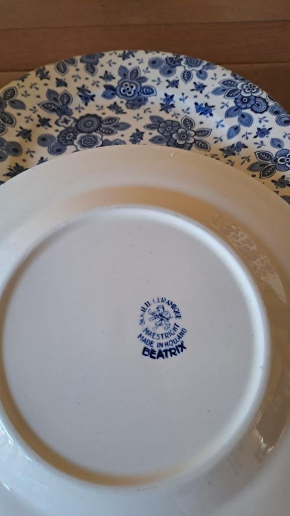 Servies Beatrix société ceramique, Antiek en Kunst, Antiek | Servies los, Ophalen