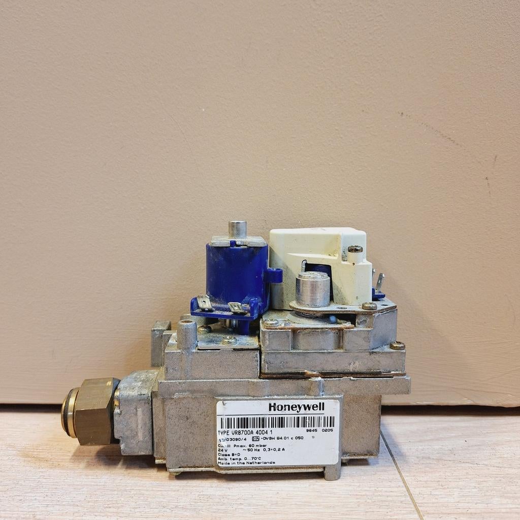 Honeywell VR8700A 4004 1 - Gasblok, Gebruikt, ., Ophalen of Verzenden, .