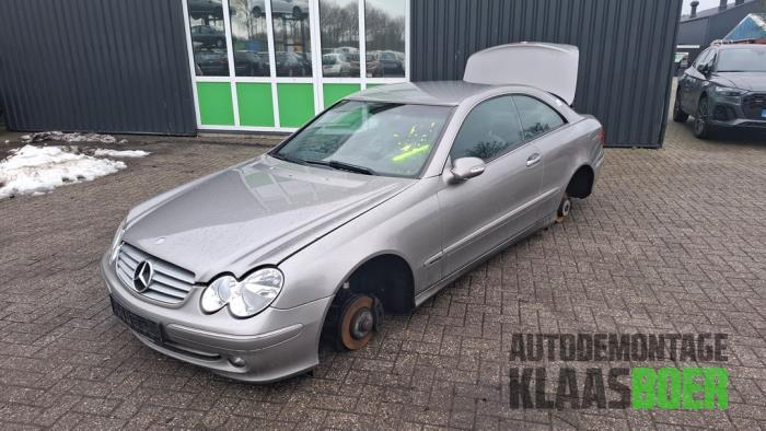 Scherm links-voor van een Mercedes CLK, Auto-onderdelen, Gebruikt, -, Ophalen of Verzenden, -