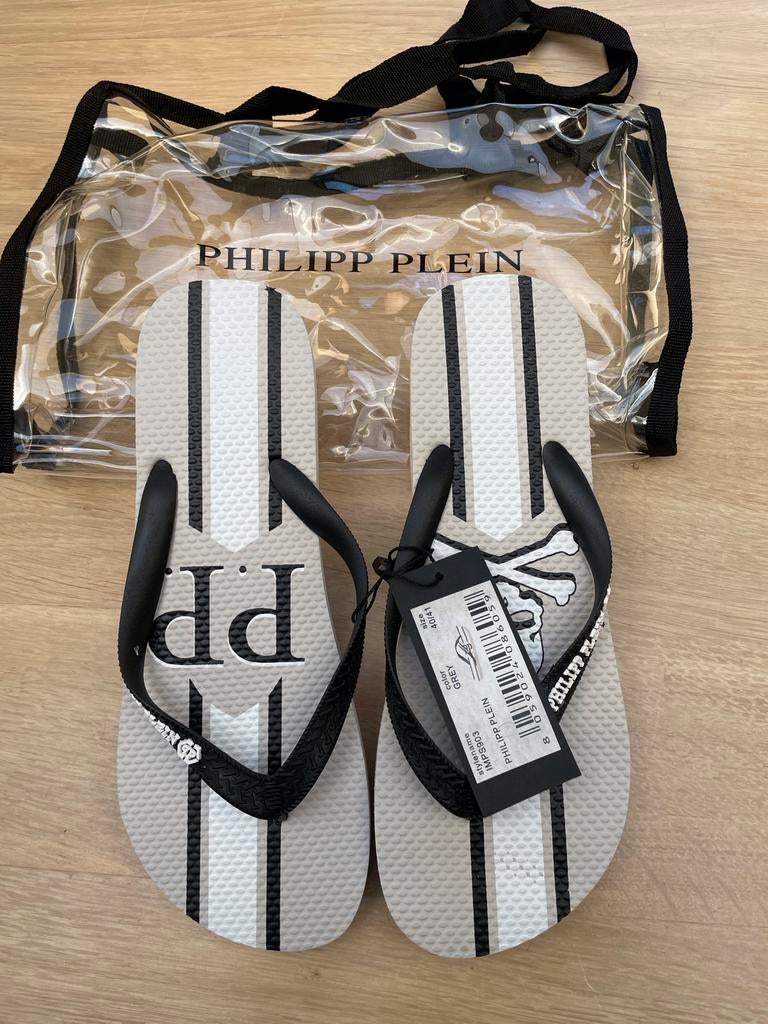 Philipp Plein Slippers - Nieuwstaat!, Ophalen of Verzenden, Zo goed als nieuw, Grijs, Slippers
