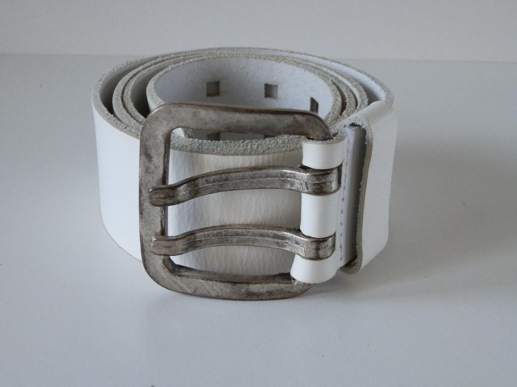 The Belt riem. Leer. Wit., Kleding | Heren, Riemen en Ceinturen, Ophalen of Verzenden, 115 cm of meer, Wit, Echt leder