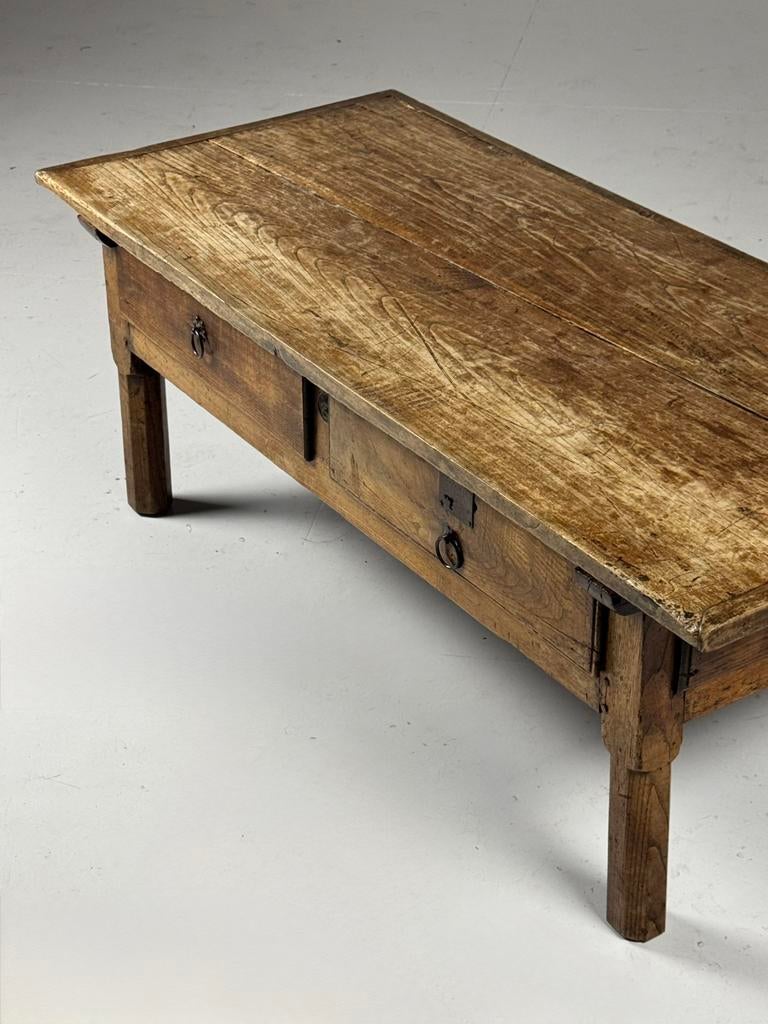 Spaanse salontafel 18e eeuw, Antiek en Kunst, Ophalen