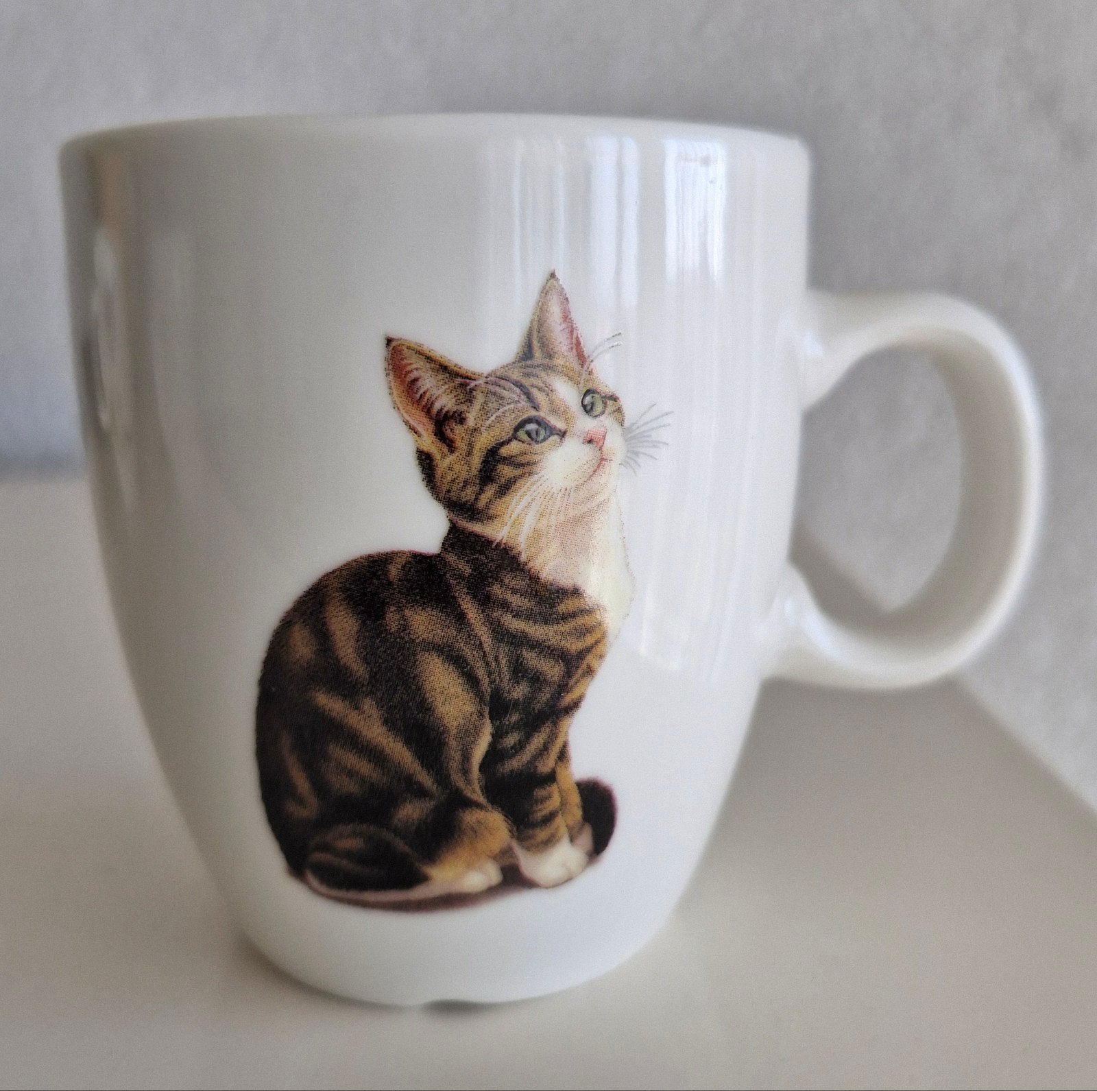 Senseobeker Francien met Katten opdrukken, Ophalen of Verzenden, Zo goed als nieuw, Overige stijlen, Kop(pen) en/of Schotel(s)