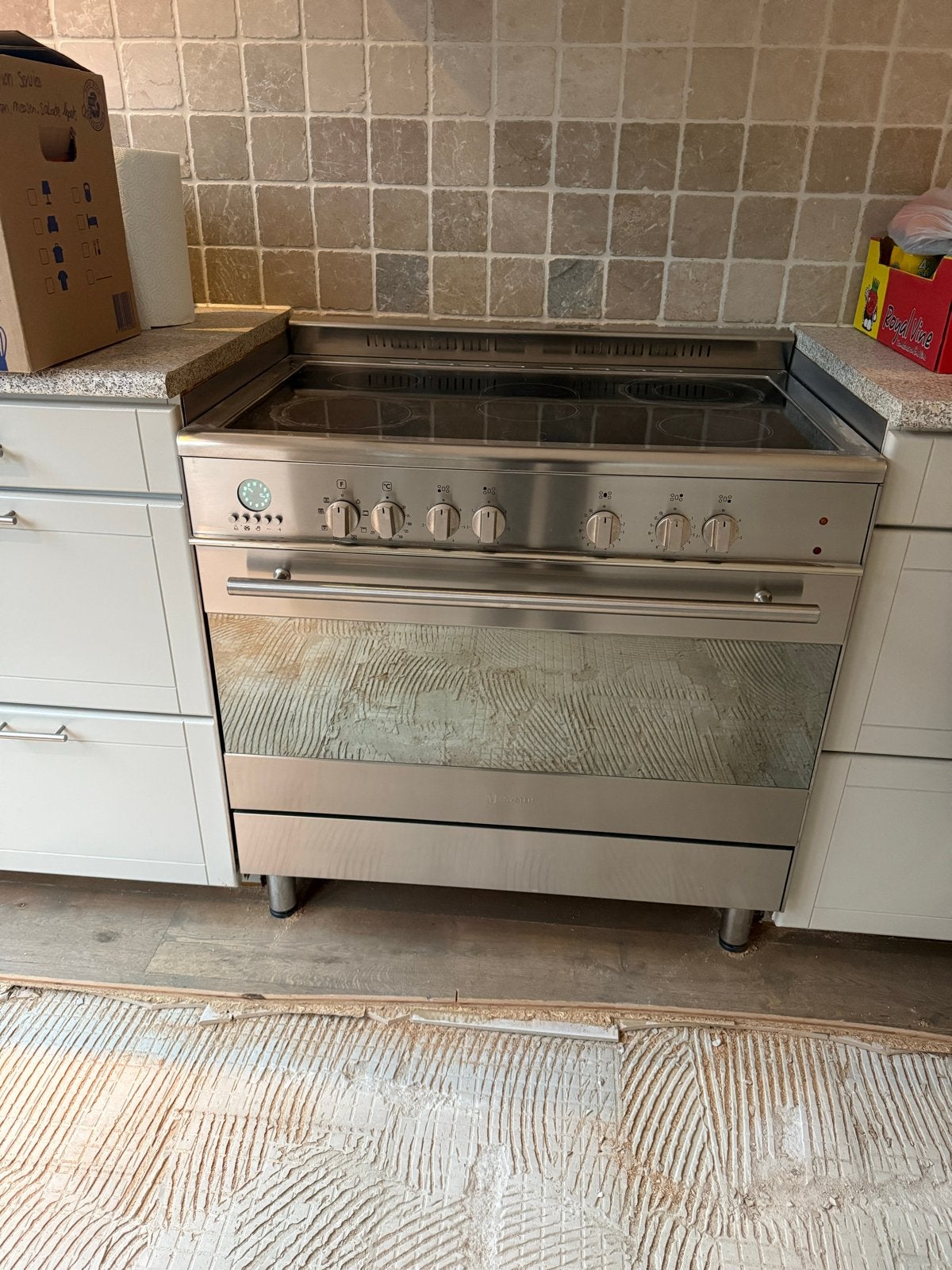 M-System MFK-95 IX Vrijstaand Fornuis met Inductie, Ophalen, Gebruikt, 60 cm of meer, Grill