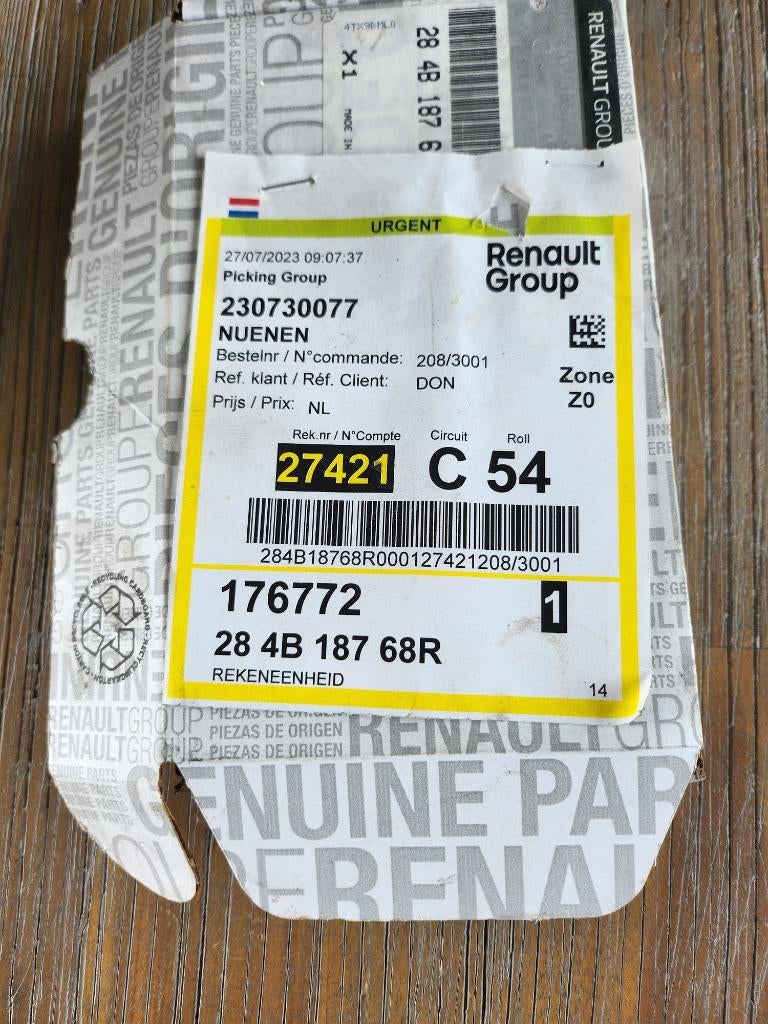 Renault 284b18768r bodycontrol computer twingo-captur bcm, Auto-onderdelen, Elektronica en Kabels, Ophalen of Verzenden, Gebruikt