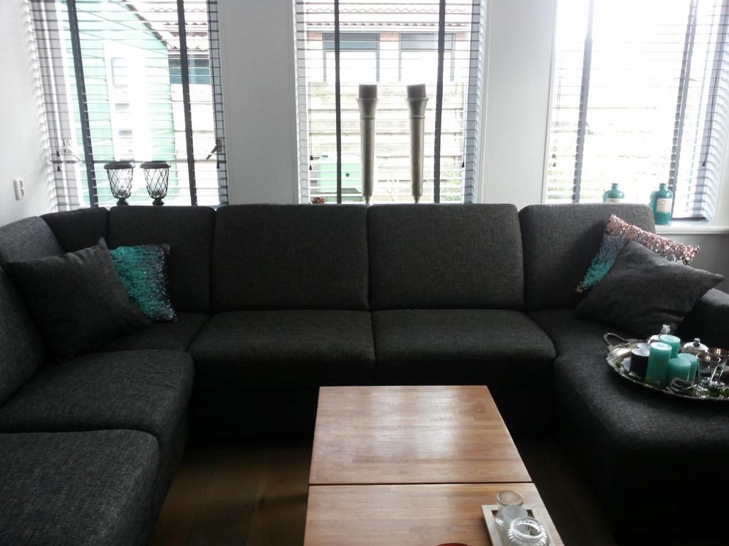 Comfortabele donkergrijze hoekbank, Ophalen, Gebruikt, Hoekbank, 300 cm of meer