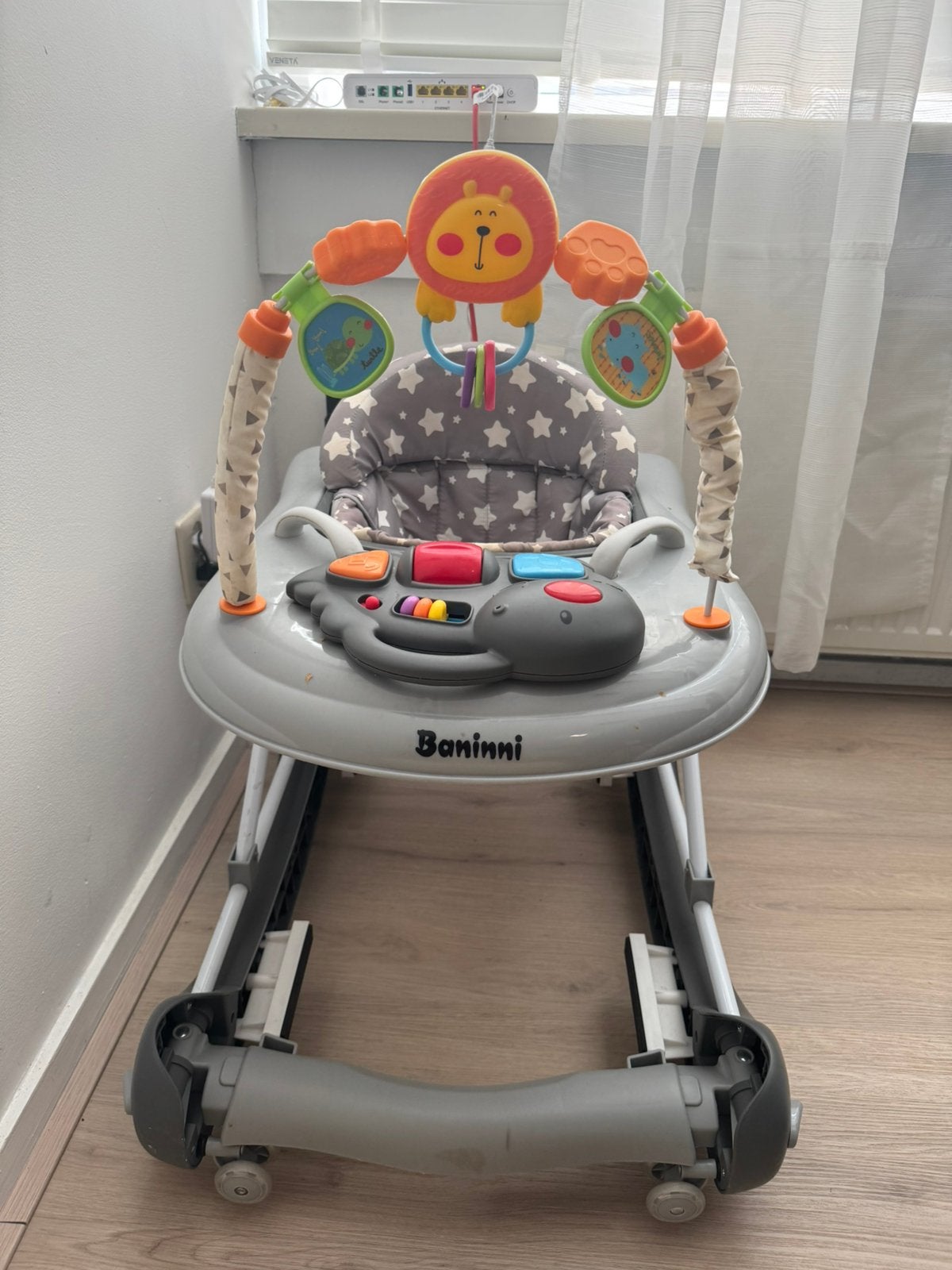 loopstoel baby, Ophalen, Zo goed als nieuw